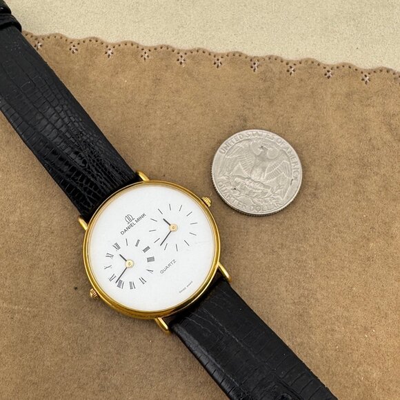 Vintage Stunning Daniel Mink Dual Time Swiss Made Watch a thin 5.5MM - Picture 10 of 10